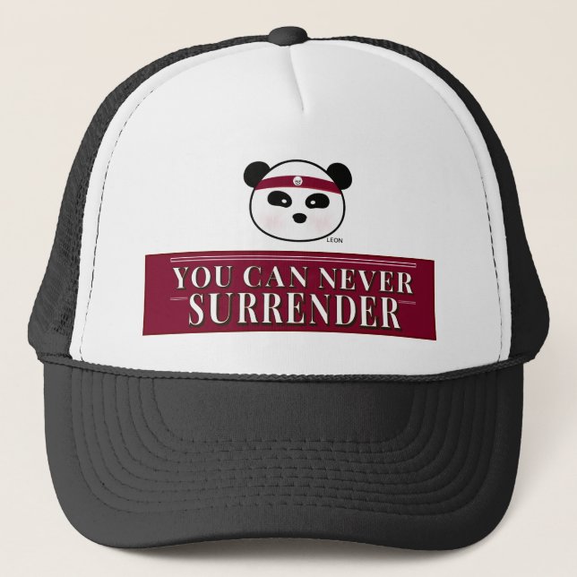 Lassen Sie Leon nie den Panda-Bären überlassen Truckerkappe (Vorderseite)