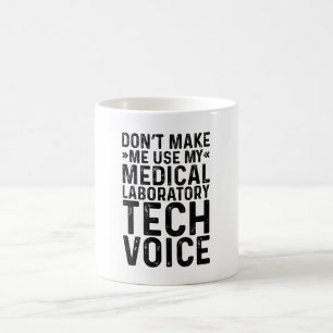 Lassen Sie mich nicht meine technische Stimme im m Kaffeetasse