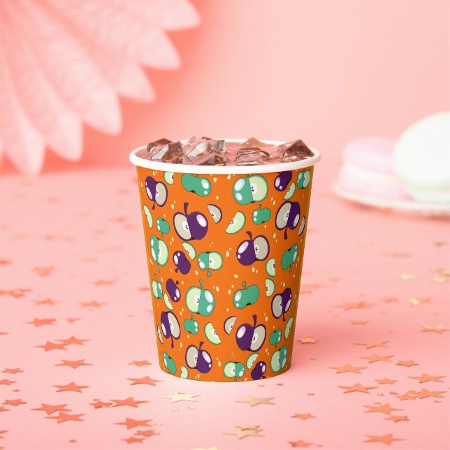 Lassend Party gestartet - Pop Apple auf Orange Pappbecher (Insitu)