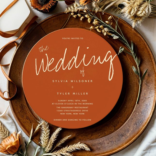 Lässig Burnt Orange Typografy Wedding Einladung (Get this round, burnt orange, invitation for your wedding.)
