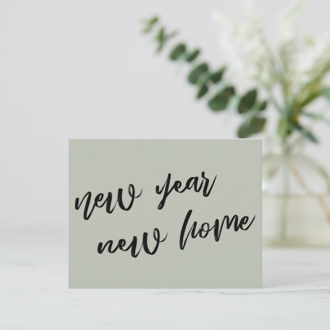 Lässig Sage Green New Year New Zuhause Ankündigung (Stehend Vorderseite)