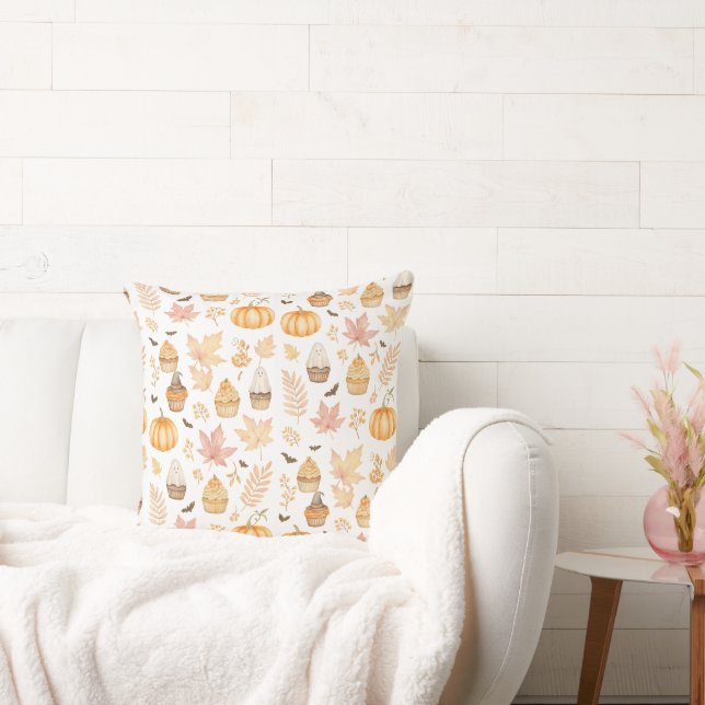 Lass's Get Spooky mit Pumpkins, Blätter & Cupcake Kissen (Liege)