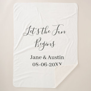 Lasst die Freude beginnen Hochzeitspaar Name Datum Sherpadecke