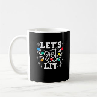 Lasst uns die Weihnachtsbeleuchtung in der Weihnac Kaffeetasse