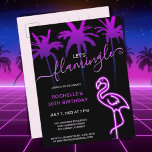 Lasst uns Flamingle Pink Neon Flamingo 30. Geburts Einladungspostkarte<br><div class="desc">Lasst uns Flamingle rosa Neon 30. Geburtstag Thema mit einem neonrosa Flamingo und lila Palmen auf einem schwarzen Hintergrund mit modernen Drehtafeln. Die Rückseite der Karte hat Platz für eine zusätzliche Meldung. Fügen Sie Ihre Party-Daten in die Postkarte ein und schon bald werden Ihre Gäste zu Ihrem Geburtstagsbash strömen! Hinweis:...</div>