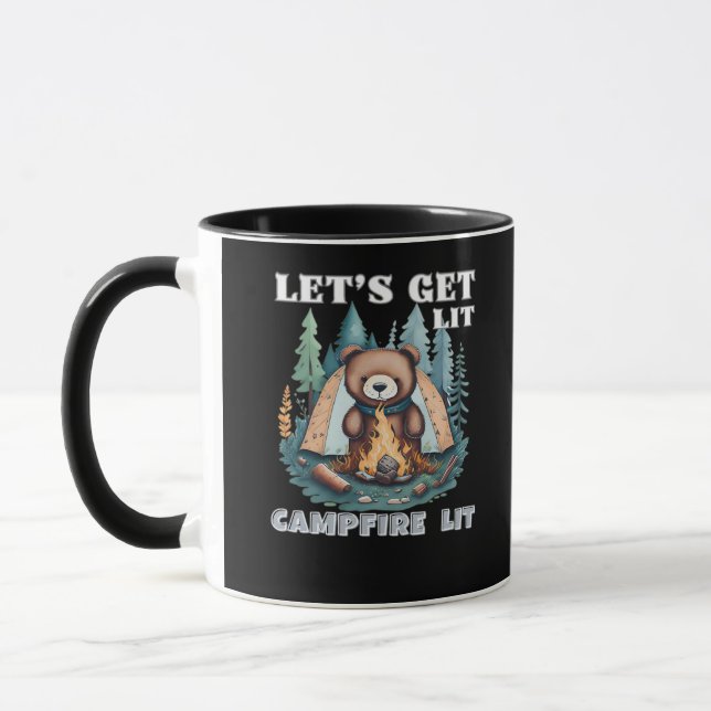 Lasst uns hingehen. Campfire Lit Classic Tasse (Links)