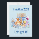 Lasst uns Lit Wine Lover Hanukkah 2020 holen Feiertagskarte<br><div class="desc">Dieses Design entstand durch digitale Kunst und kann in dem Bereich personalisiert sein, der durch das Ändern des Fotos und/oder Textes zur Verfügung gestellt wird. Oder Sie können es anpassen, indem Sie den Mausklick auswählen, um weitere Optionen anzupassen, um die Farbe des Hintergrunds zu löschen oder zu ändern, Text hinzuzufügen,...</div>