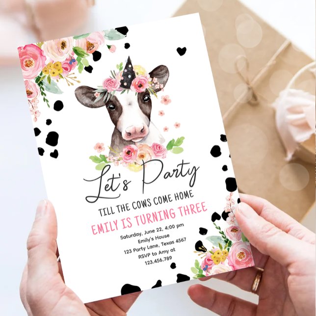 Lasst uns Party Kuh Floral Girl Farm Tiere Geburts Einladung (Von Creator hochgeladen)
