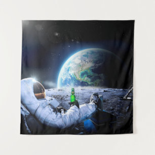 L'astronaute sur la Lune avec bière - Tapisserie