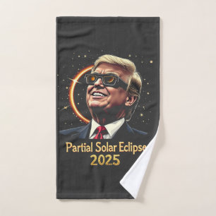 L'astronomie partielle Eclipse solaire 2025 Trump