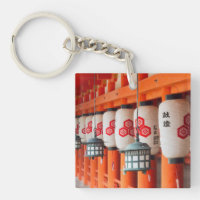 Laternen im Itsukushima-Schrein