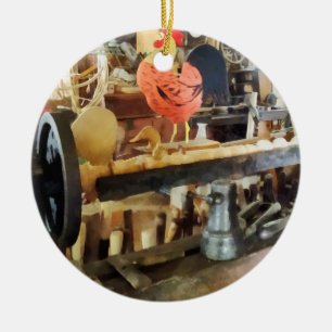 Lathe in Wood Shop Keramikornament