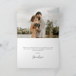 Latte/Beige Elegante Schrift Hochzeitsfoto+Nachric Dankeskarte