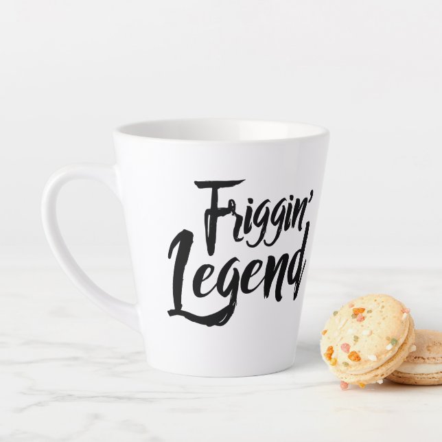 Latte Mug - Friggin' Legend (En situation)