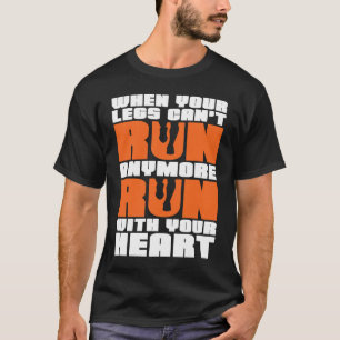 Laufen Sie mit Ihrem Herzkreuz-Land und führen Sie T-Shirt