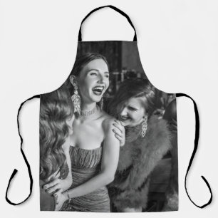Laughing Girls: stilvolles schwarz-weißes Foto Schürze