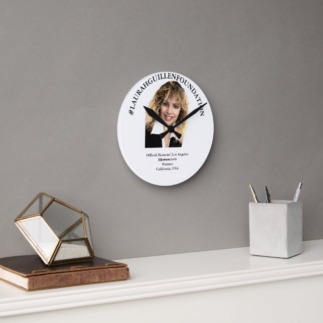 #LAURAHGUILLENFOUNDATION & #LOSANGELESDREAMCENTER RUNDE WANDUHR (Büro)