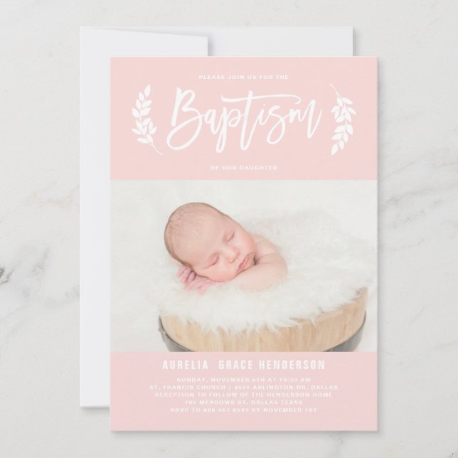 Laurel Wreath Blush Pink Foto Taufe Einladung (Vorderseite)