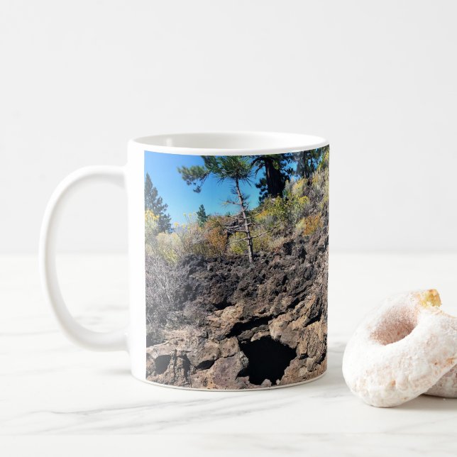 Lava Cast Forest, OR Kaffeetasse (Mit Donut)