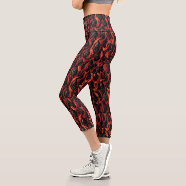 Lava und Vulkangesteine | Vulkanmagma-Muster Capri Leggings (Links)