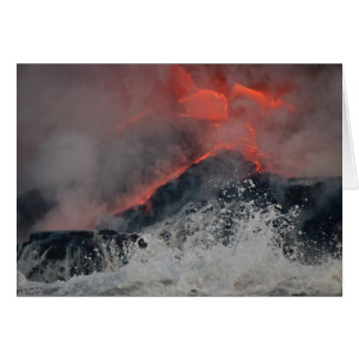 Lava verschüttet ins Meer