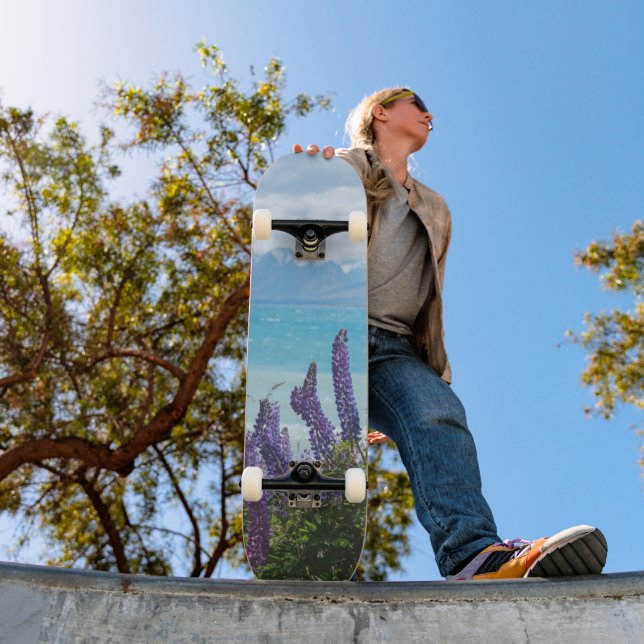 Lavendel am Seeufer Skateboard (Außen 1)