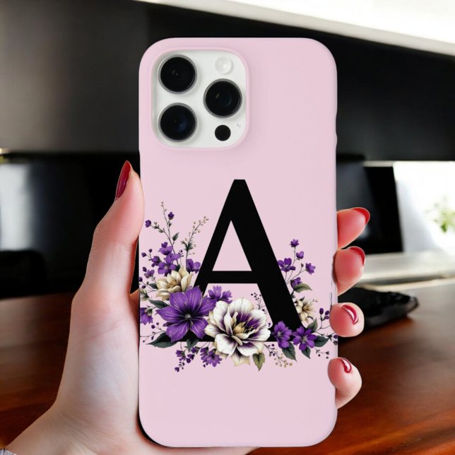 Lavendel Bloom: Mit Monogramm erste "A" iPhone 16 Pro Max Hülle (Von Creator hochgeladen)