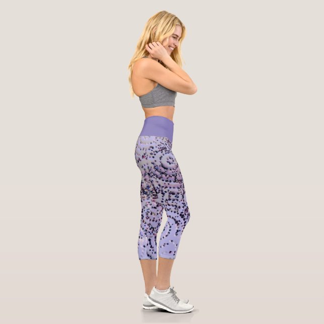 Lavendel Konfetti wirbeln hohe Taille Capri Leggings (Rechts)