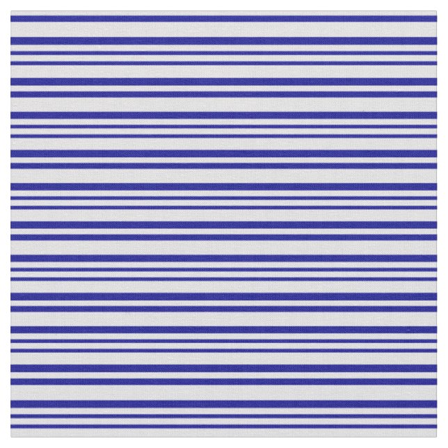 Lavendel und dunkelblaue Streifen Stoff (Nahaufnahme)