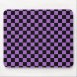 Lavendel und schwarz-kariertes Muster Mousepad<br><div class="desc">Das klassische Vermisste Texturmuster. Lila und schwarz kariertes Muster. Einfache geometrische Formen. Minimale Bauweise.</div>