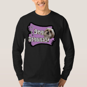 Lavendel und schwarzer Hundgroomer Grafik mit Shih T-Shirt