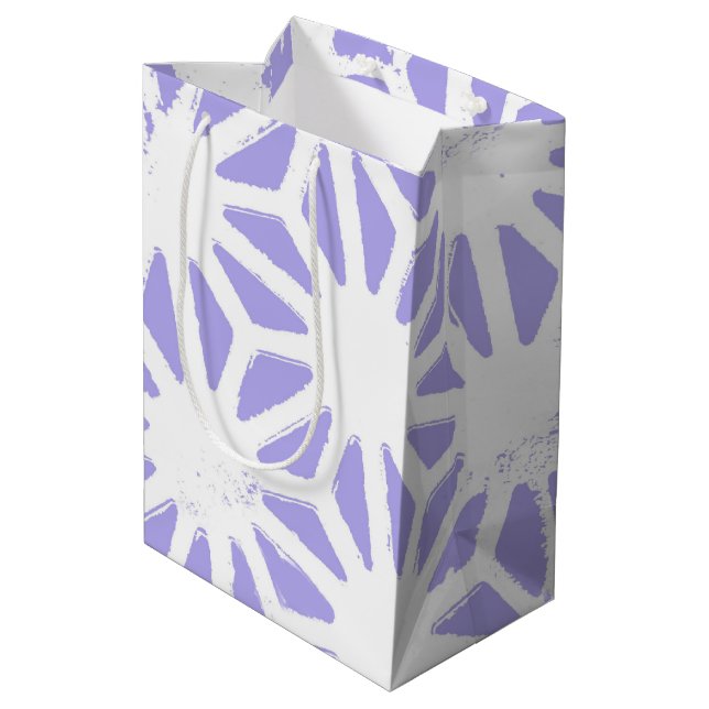 Lavendelgeometrie Mittlere Geschenktüte (Rückseite Schrägansicht)