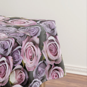 Lavendelrosen mit sanftem Lila und Rosa Tischdecke