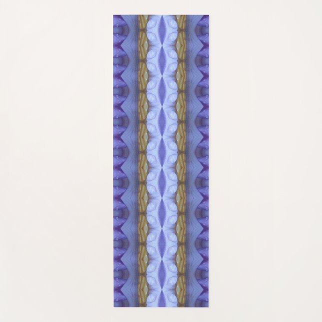 Lavender Crocus Ikat 6 Yogamatte (Vorderseite)