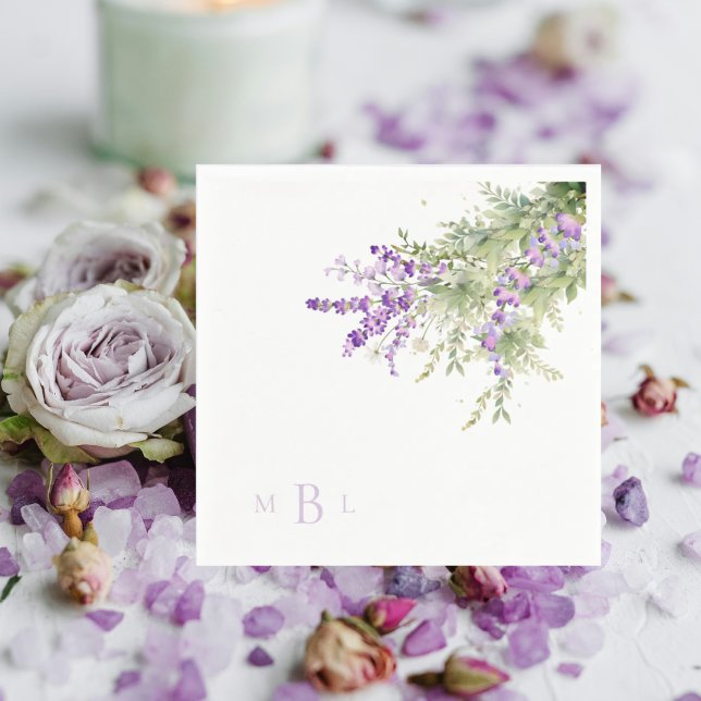 Lavender Floral Monogram Wedding Cocktail Serviette (Von Creator hochgeladen)