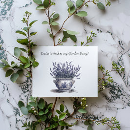 Lavender in Delft Blue Einladungspostkarte