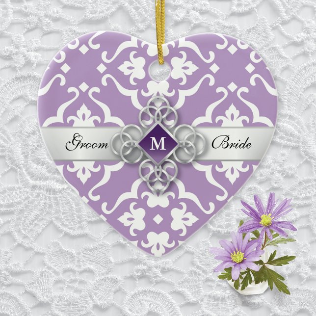 Lavender Lily Damask Wedento Keramik Ornament (Von Creator hochgeladen)