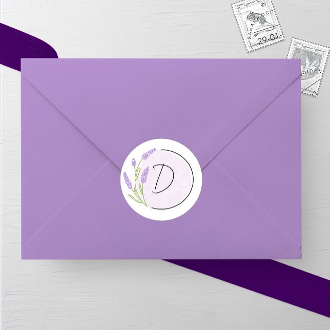 Lavender Monogram Wedding Runder Aufkleber (Von Creator hochgeladen)