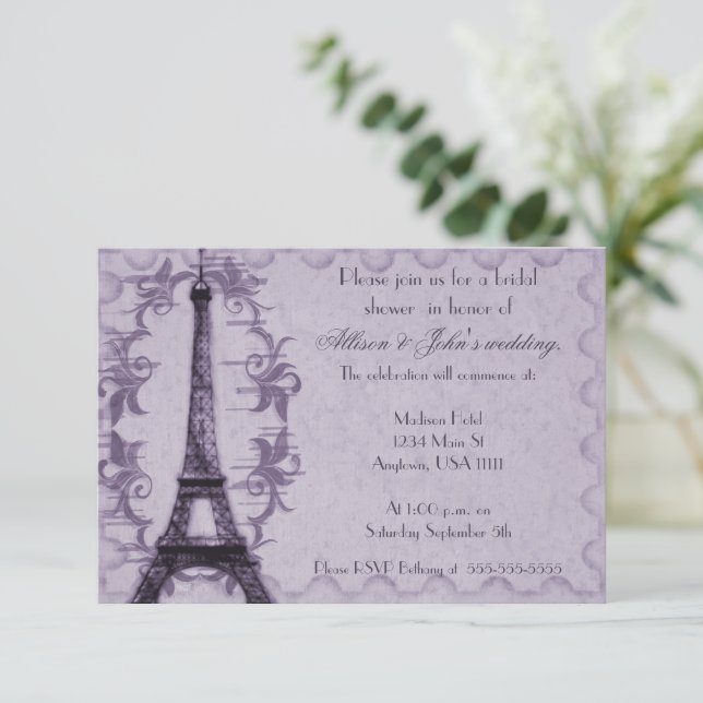 Lavender Paris Grunge Bridal Dusche Einladung (Stehend Vorderseite)