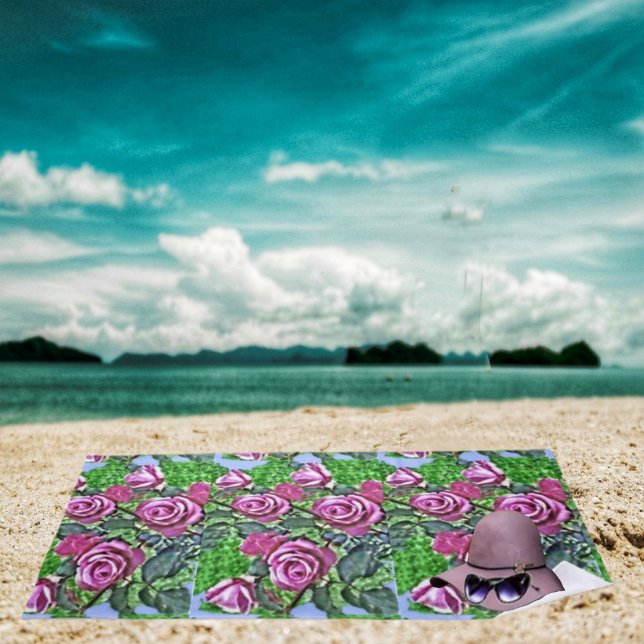 Lavender pink Rose Bush Beach Handtuch (If you love big, blooming rose blooms, in Abstract, then this is the beach towel for you!)