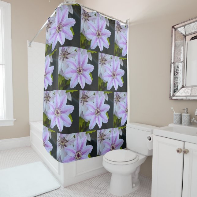 Lavender und White Clematis Duschvorhang (Beispiel)