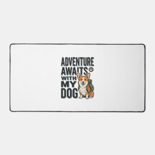 L'aventure attend avec mon chien design de randonn