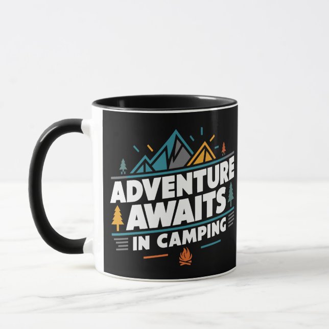 L'aventure attend en camping, mug noir (Gauche)
