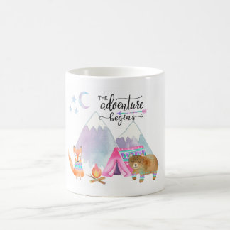 L'aventure commence la tasse de café de forêt