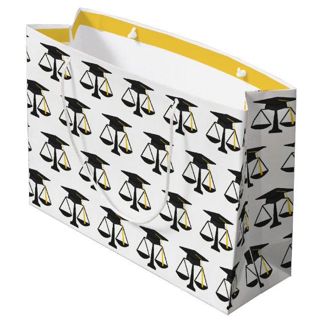 Law School Graduation Große Geschenktüte (Rückseite Schrägansicht)