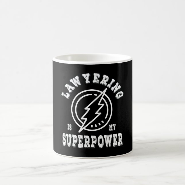 Lawyering ist meine Supermacht Kaffeetasse (Mittel)