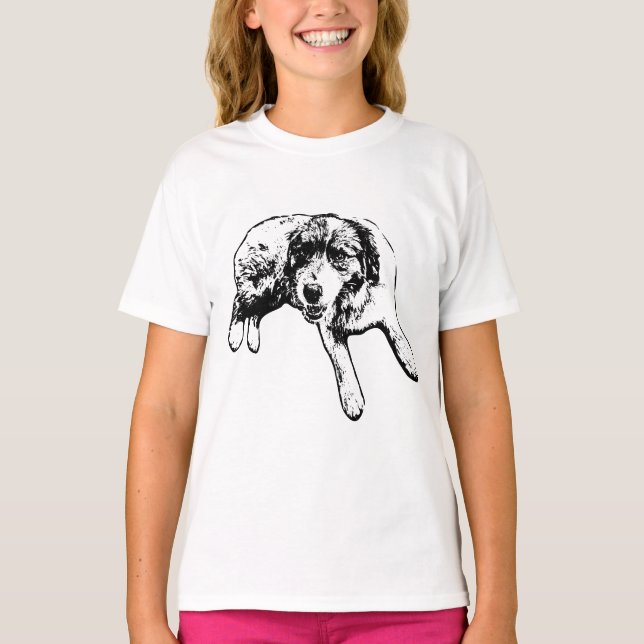 Laying Aussie Pup Ink Line T-Shirt (Vorderseite)