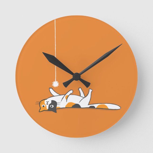Lazy Calico Cat | Niedlich Kitty Cat Lover Runde Wanduhr (Vorderseite)