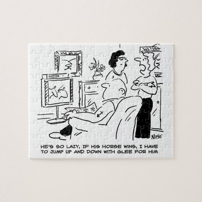 Lazy Man beobachtet Pferderennen im Fernsehen (Horizontal)