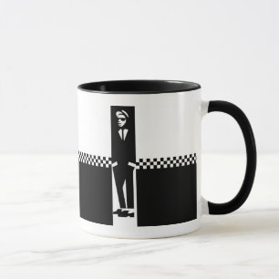 Le 2-Ton enregistre la tasse